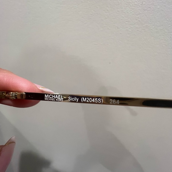 MICHAEL KORS SICILY M204S SUNGLASSES - Picture 4 of 4